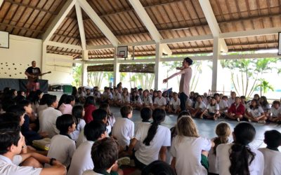 Pertunjukan Teater Langsung